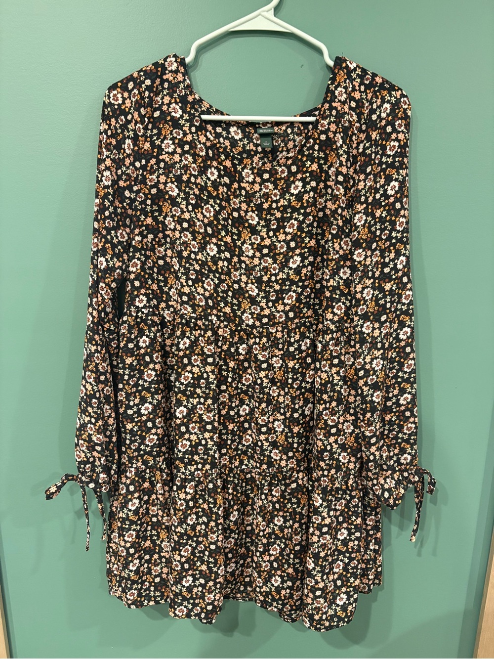 wild fable Black Floral Long-Sleeve Tiered Mini Dress